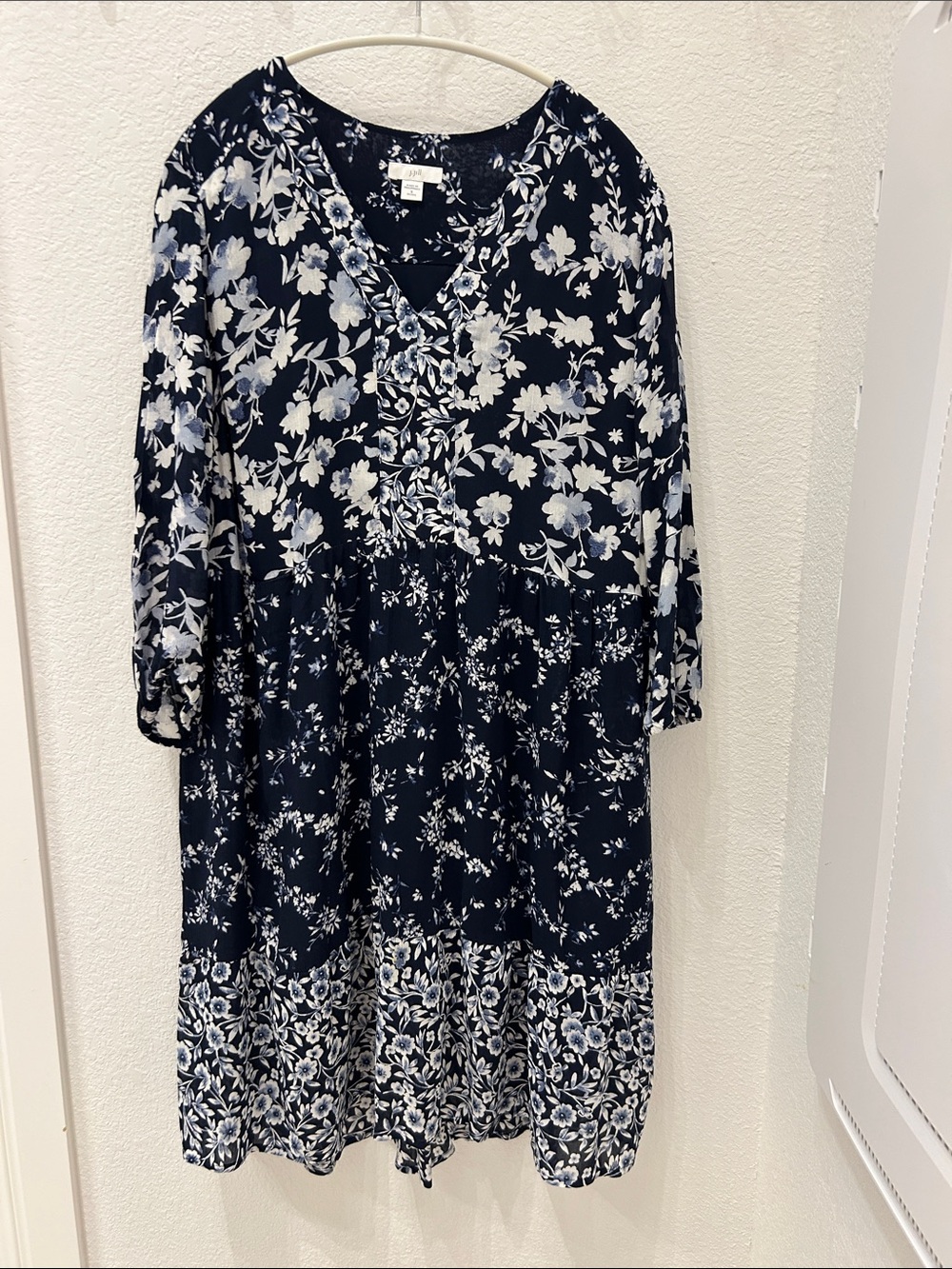 J.Jill Navy Floral Tiered V-Neck Dress